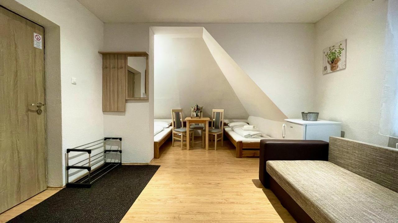 Ubytovanie Athéna Poprad Extérieur photo